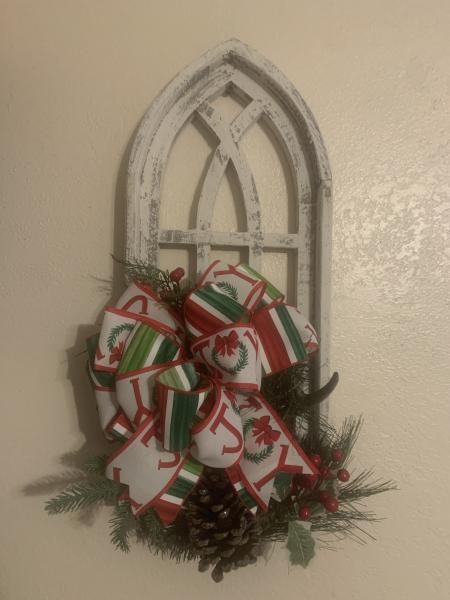 Large White distressed Chrostmas Arch picture