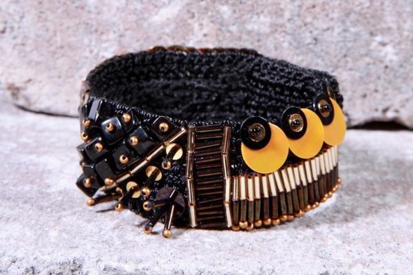 Wide Vera Bracelet | Black picture