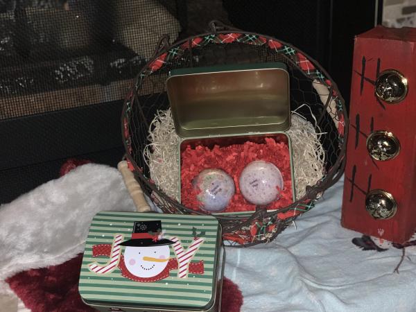 2 Bath Melt "hinged" Tin Gift Set