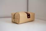 Handmade leather bag/pouch ("beige et bordeaux")