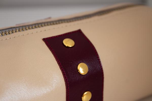 Handmade leather pencil case ("beige et bordeaux") picture