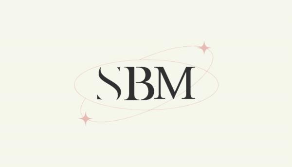 SocialsbyMoesha