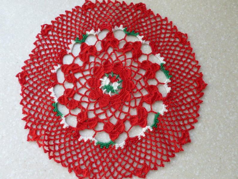 Christmas Doily Red 12 inch