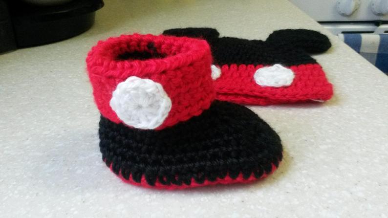 Minnie and Mickey Mouse Booties and Mittens picture