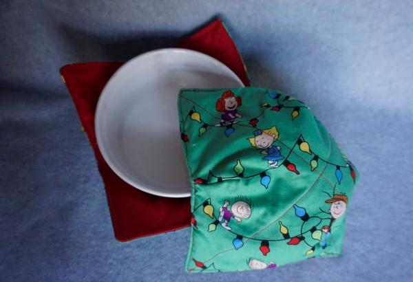 Peanuts Character Bowl Cozy picture