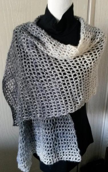 Black Blend Mesh Shawl picture