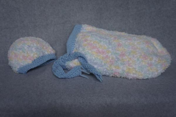 Newborn Bunting and Hat Set picture