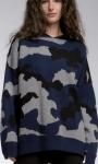 Elan Camo Oversized Hoodie Sweater , Small