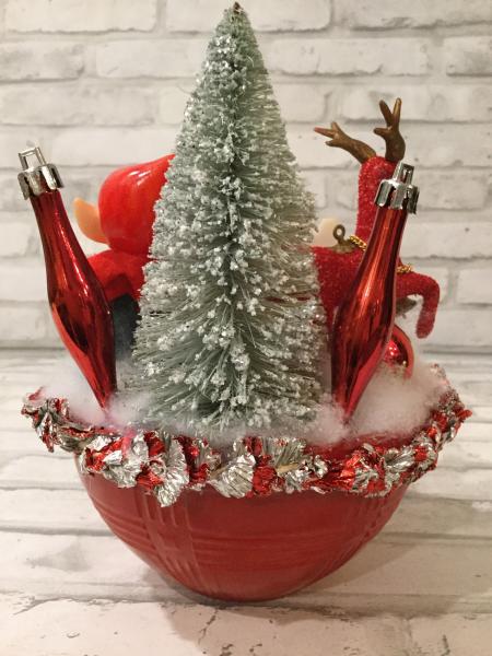 Vintage red Pyrex bowl picture