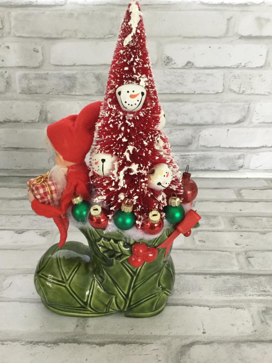 Large green boot picture