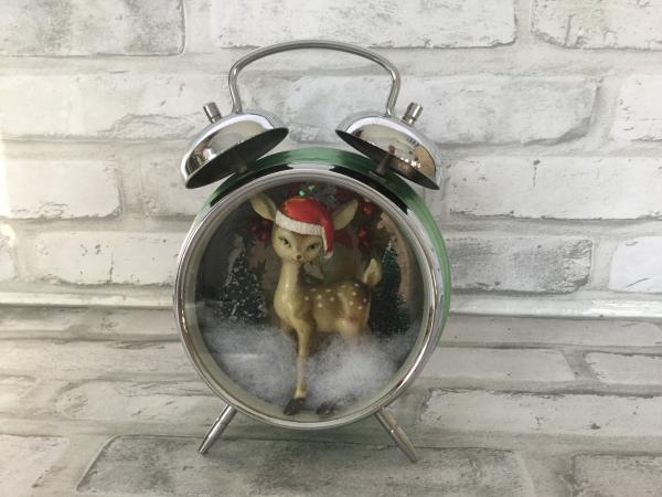 Green/Silver large deer clock picture