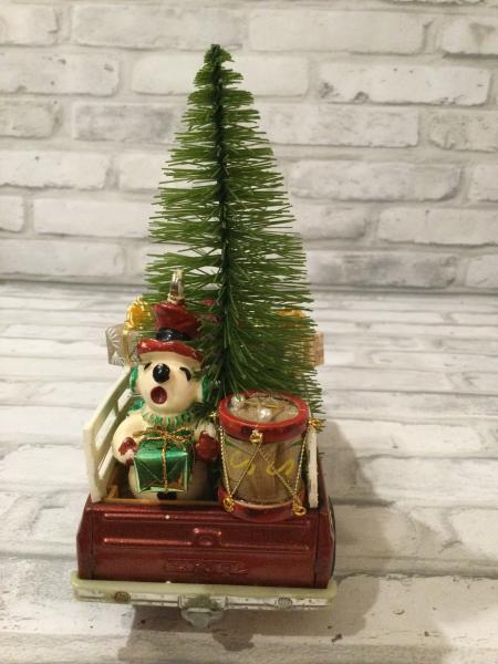 Vintage Ertl wrangler ranch pickup truck filled with antique Christmas decorations picture