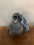 Gnomes with black/gray/white plaid hats