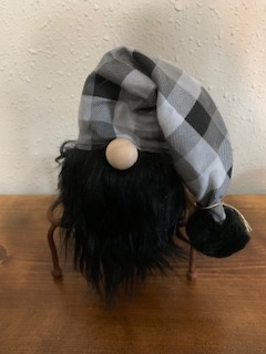 Gnome with black & gray checkered hat (#G8)