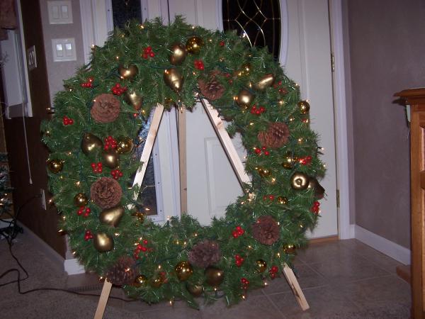 XX Large Wreath 3 1/2 ft. Wide