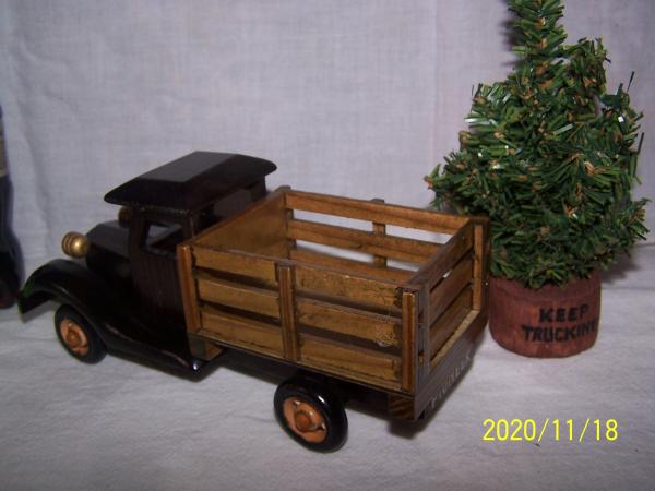 Wood Truck picture