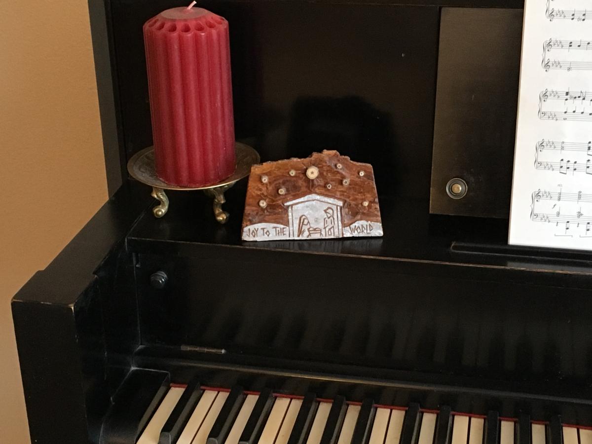 Christmas Nativity Music Box "Joy to the World" with Natural Stars picture