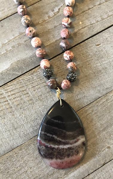 Hand knotted  gemstone necklace with crystal accent and agate pendant picture