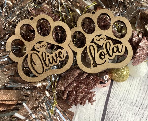 Personalized Paw Print Ornament picture