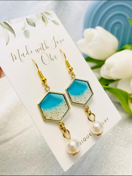 Sand in resin earrings picture