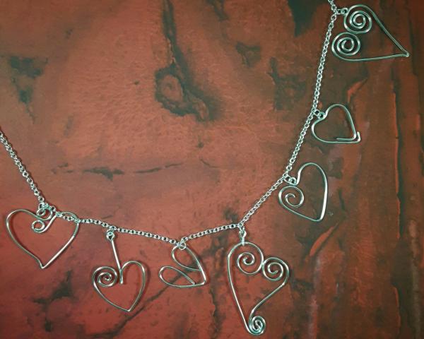 "Heartz" Wire Necklace