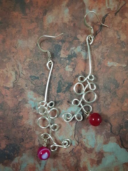 "Circles" Dangle Wire Earrings w/ Pink Beads picture