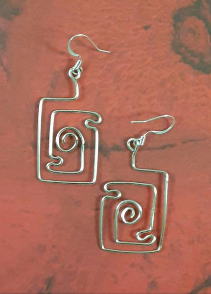 Maze Wire Earrings picture