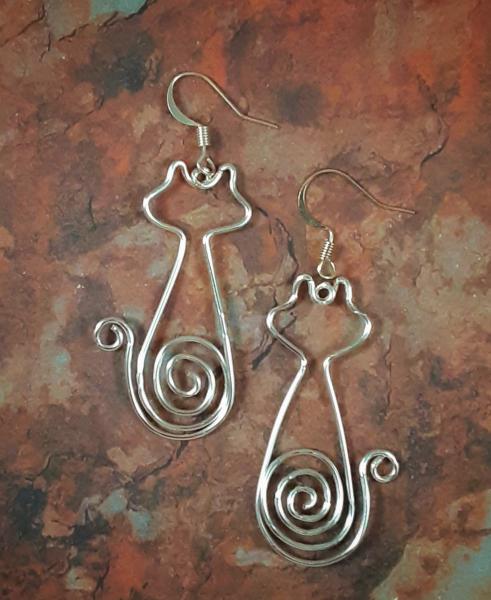 "Circle Cats" Wire Earrings picture