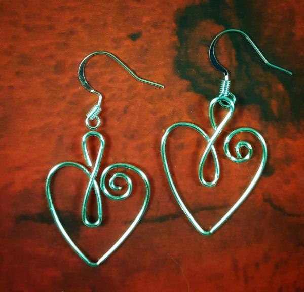 "Loop Hearts" Wire Earrings picture