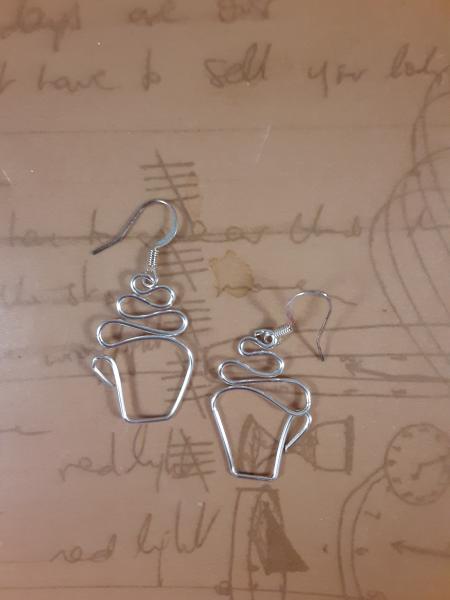 "Latte" Wire Earrings picture