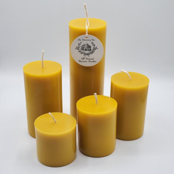 Beeswax Pillar Candle 3X3 picture