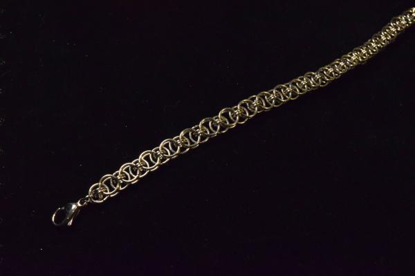 Helm's Weave Bracelet