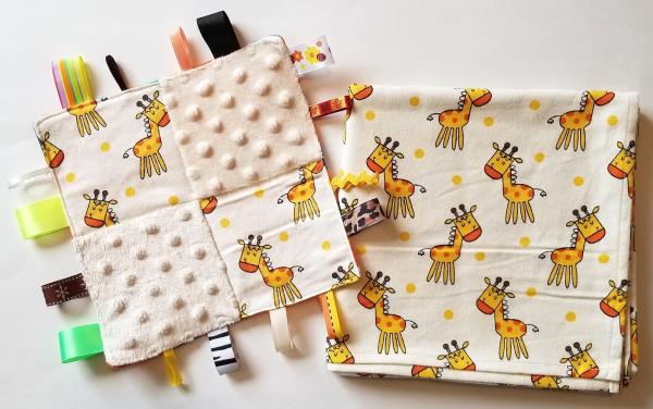 Giraff Receiving Blanket with Matching Ribbon Quilt