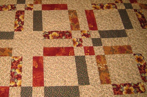 BEAUTIFUL AUTUMN QUILT Fall Colors Blanket for Queen Size Bed Leaves Quilt Design Fall Home Decor or Hunter's Lodge Maple Leaf Quilt Pattern picture