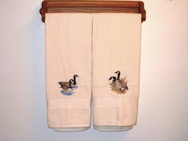 Goose Pair Towel Set - Canadian Geese Pairs Bath Towels Bath and Hand Towel Set