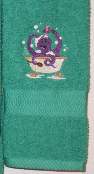 BATHING OCTOPUS Bath Towel - Colorful Octopus in a Bathtub Bath and Hand Towel Set picture