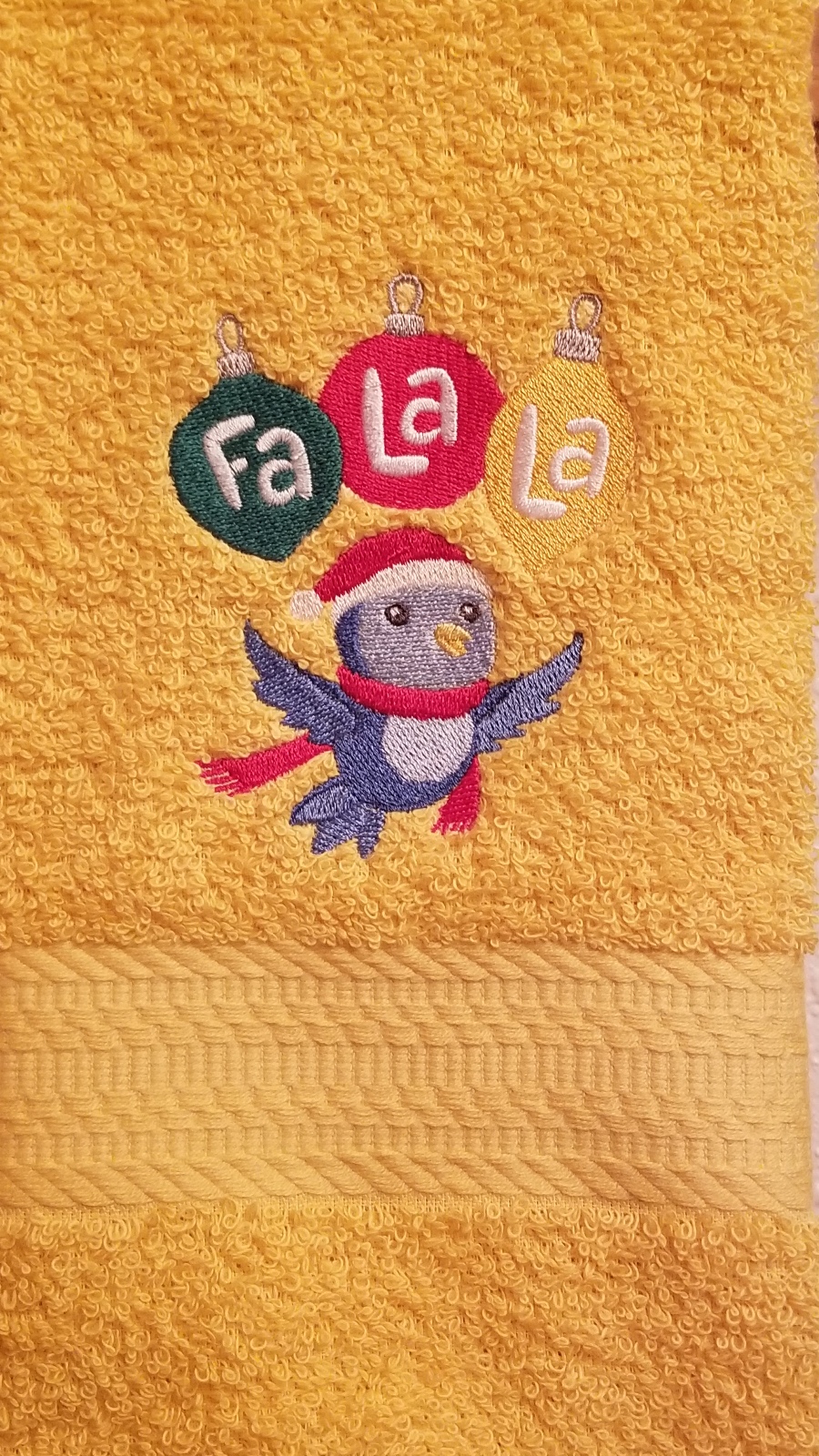Christmas  Bluebird Towels picture