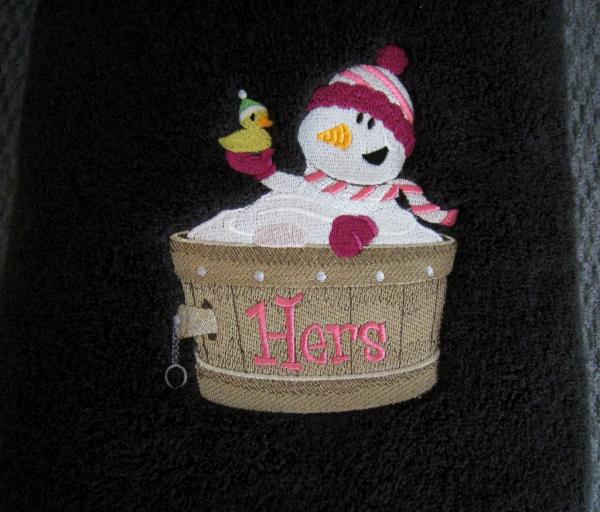 HIS and HERS Snowmen in a Tub 4 Piece Bath and Hand Towel Set picture