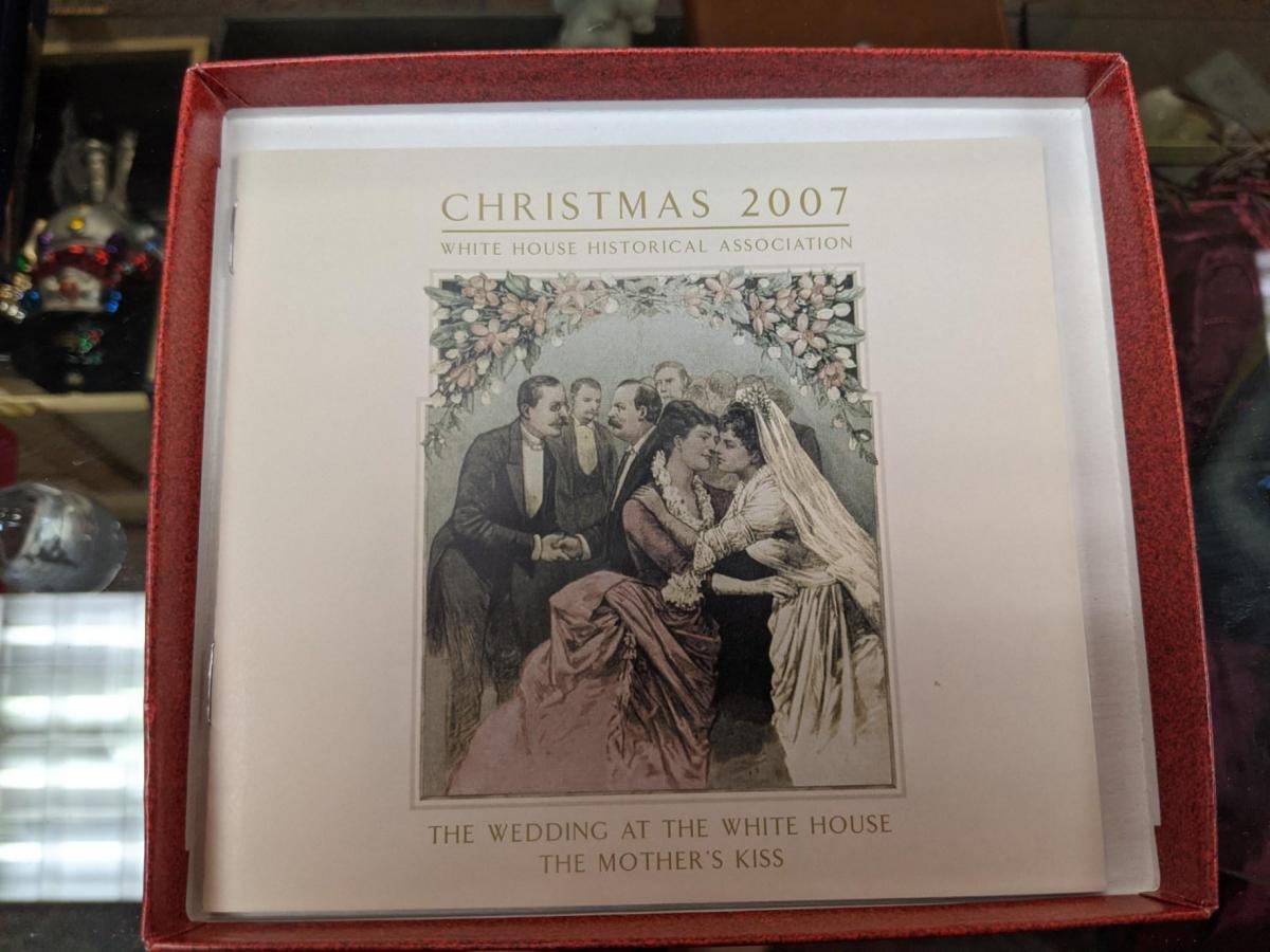 White House Christmas Ornament 2007 picture