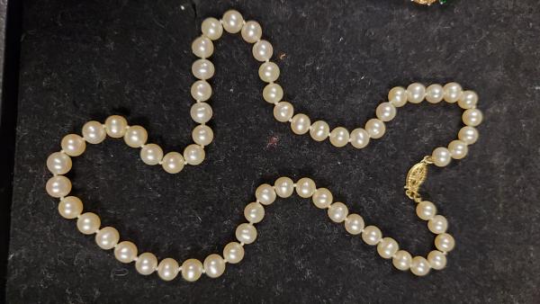 Cultured Pearl Necklace picture