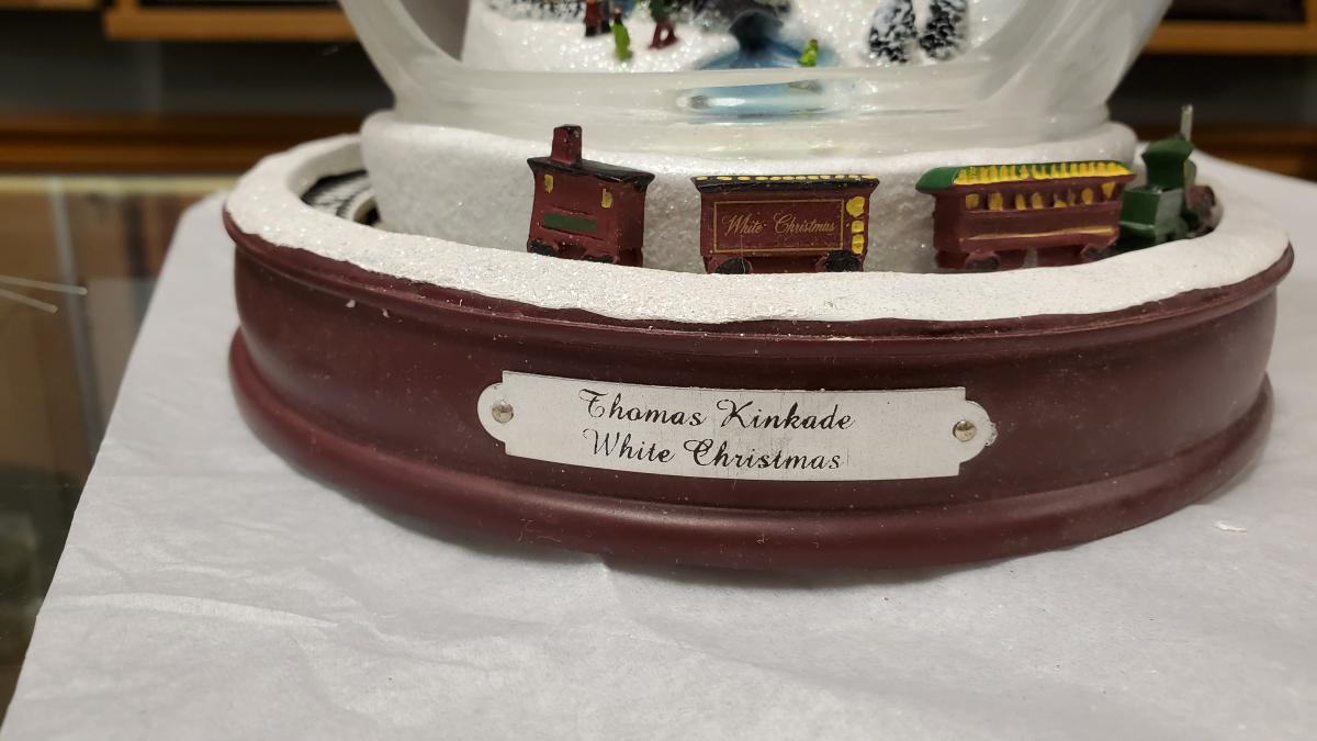 Thomas Kinkade White Christmas picture