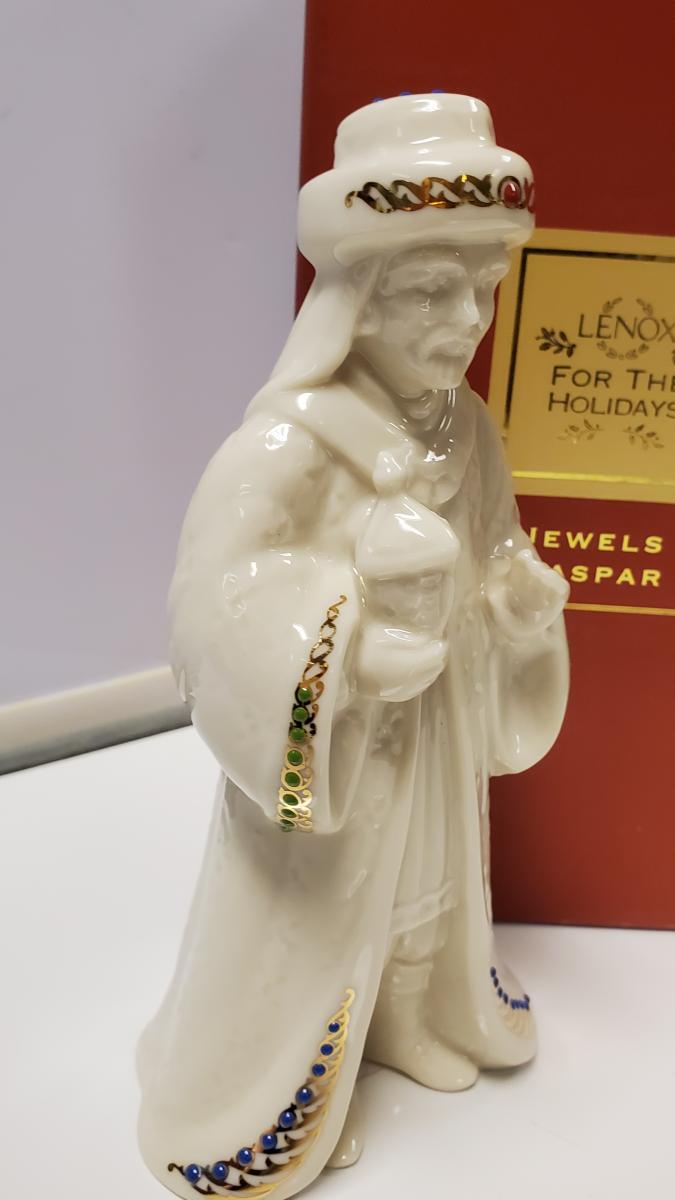 Lenox Nativity King picture