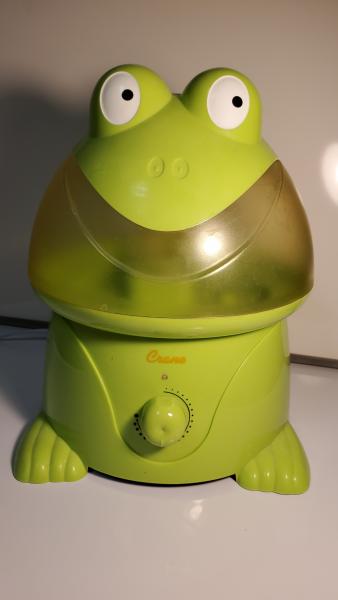 Crane Frog Cool Mist Humidifier picture