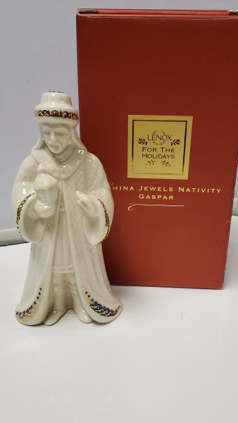 Lenox Nativity King picture