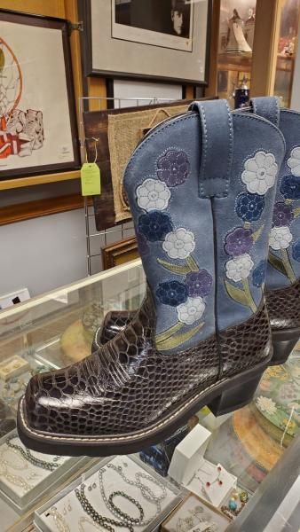 Ariat Western Boots picture