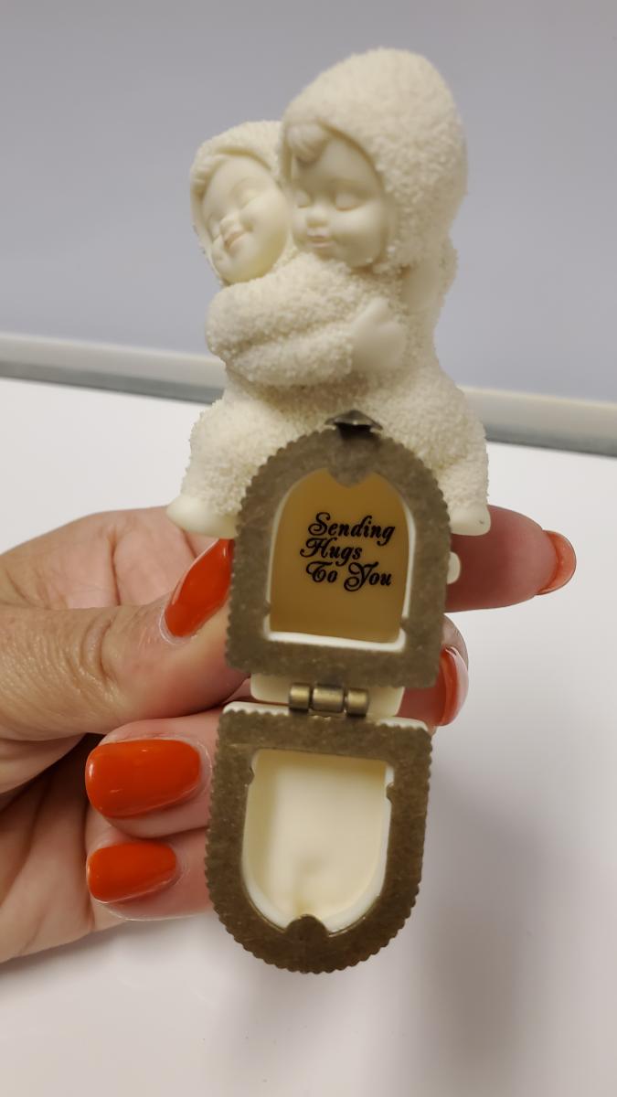 Hugs & Kisses Trinket Box picture