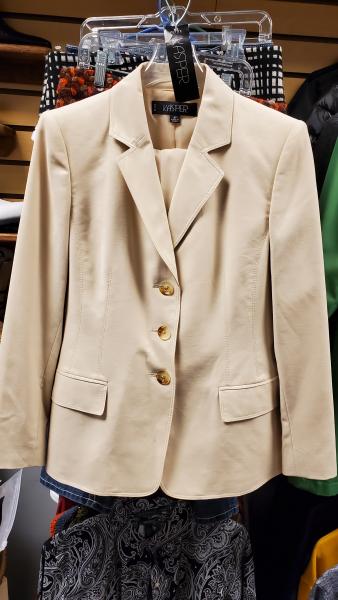 Kasper Women's Suit picture