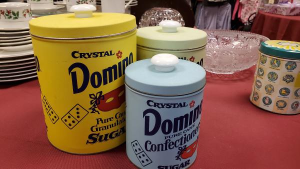 Domino Sugar Tin Set picture