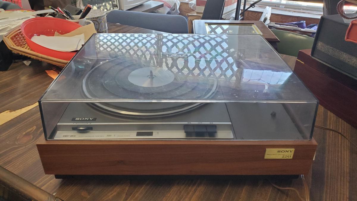 Sony Turntable Eventeny