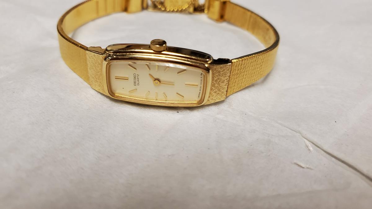 Ladies Seiko Watch picture